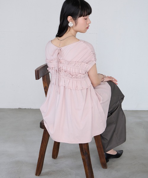 forksy.（フォルクシー）の「【forksy.】＜エブリデイシリーズ＞前後2way シャーリング カットフリル ショートスリーブTシャツ（Tシャツ/カットソー・レディース・ライトブルー/ブラック/チャコールグレー/オフホワイト/ピンク/ブラウン・FREE）」の6枚目の写真