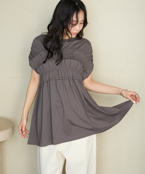 forksy.（フォルクシー）の「【forksy.】＜エブリデイシリーズ＞前後2way シャーリング カットフリル ショートスリーブTシャツ（Tシャツ/カットソー・レディース・ライトブルー/ブラック/チャコールグレー/オフホワイト/ピンク/ブラウン・FREE）」の18枚目の写真