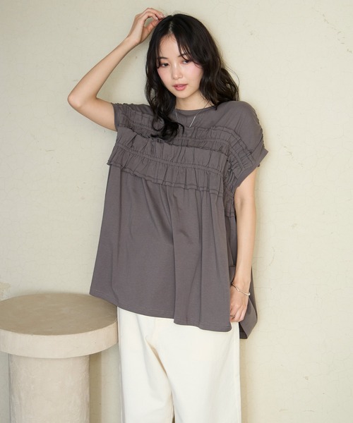 forksy.（フォルクシー）の「【forksy.】＜エブリデイシリーズ＞前後2way シャーリング カットフリル ショートスリーブTシャツ（Tシャツ/カットソー・レディース・ライトブルー/ブラック/チャコールグレー/オフホワイト/ピンク/ブラウン・FREE）」の19枚目の写真