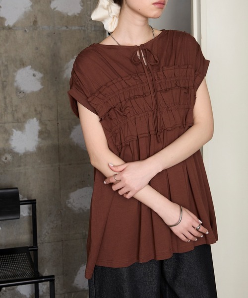 forksy.（フォルクシー）の「【forksy.】＜エブリデイシリーズ＞前後2way シャーリング カットフリル ショートスリーブTシャツ（Tシャツ/カットソー・レディース・ライトブルー/ブラック/チャコールグレー/オフホワイト/ピンク/ブラウン・FREE）」の12枚目の写真