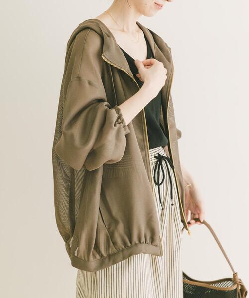 ITEMS URBANRESEARCH（アイテムズ アーバンリサーチ）の「『イージーケア』メッシュマウンテンパーカー(楽着シリーズ)（マウンテンパーカー・レディース・カーキ/ブラック/ホワイト・FREE）」の3枚目の写真