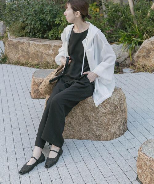 ITEMS URBANRESEARCH（アイテムズ アーバンリサーチ）の「『イージーケア』メッシュマウンテンパーカー(楽着シリーズ)（マウンテンパーカー・レディース・カーキ/ブラック/ホワイト・FREE）」の9枚目の写真