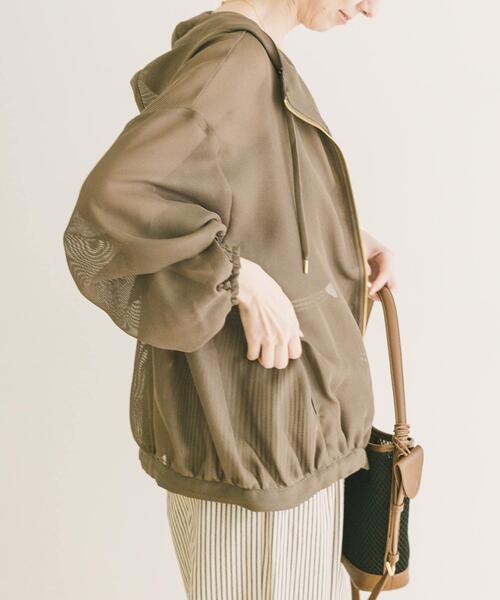 ITEMS URBANRESEARCH（アイテムズ アーバンリサーチ）の「『イージーケア』メッシュマウンテンパーカー(楽着シリーズ)（マウンテンパーカー・レディース・カーキ/ブラック/ホワイト・FREE）」の15枚目の写真