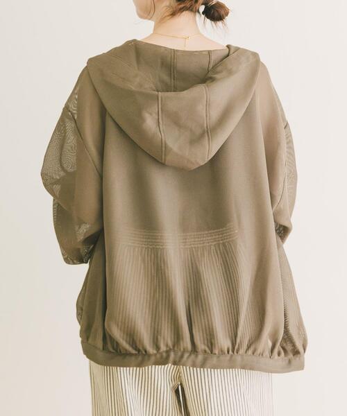 ITEMS URBANRESEARCH（アイテムズ アーバンリサーチ）の「『イージーケア』メッシュマウンテンパーカー(楽着シリーズ)（マウンテンパーカー・レディース・カーキ/ブラック/ホワイト・FREE）」の16枚目の写真