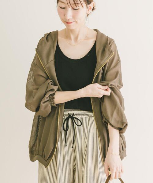 ITEMS URBANRESEARCH（アイテムズ アーバンリサーチ）の「『イージーケア』メッシュマウンテンパーカー(楽着シリーズ)（マウンテンパーカー・レディース・カーキ/ブラック/ホワイト・FREE）」の17枚目の写真