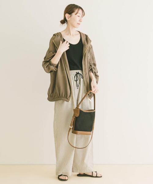 ITEMS URBANRESEARCH（アイテムズ アーバンリサーチ）の「『イージーケア』メッシュマウンテンパーカー(楽着シリーズ)（マウンテンパーカー・レディース・カーキ/ブラック/ホワイト・FREE）」の19枚目の写真