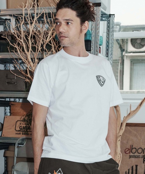 No Rain No Rainbow(ノーレインノーレインボー)の「mt10386-pick patch T-shirt Tシャツ(NR26S-25)(Tシャツ/カットソー・メンズ・ホワイト/トップグレー/ブラック・XL/L/M/S)」の2枚目の写真