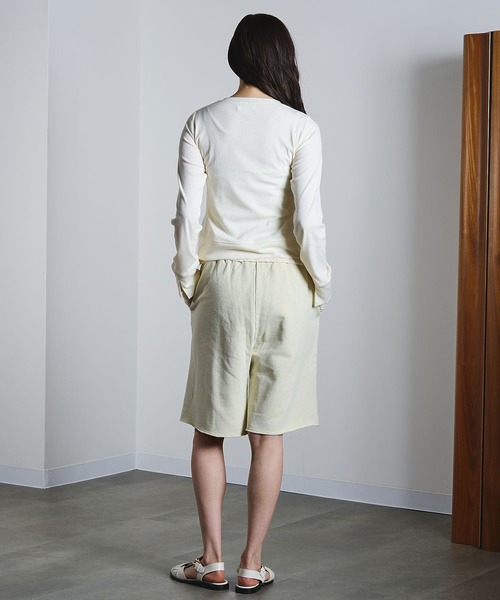 ROSE BUD（ローズバッド）の「FAKE LAYERED CARDIGAN（カーディガン/ボレロ・レディース・オフホワイト/ブラック/ブルー・ONE SIZE）」の8枚目の写真
