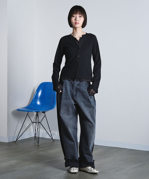 ROSE BUD（ローズバッド）の「FAKE LAYERED CARDIGAN（カーディガン/ボレロ・レディース・オフホワイト/ブラック/ブルー・ONE SIZE）」の13枚目の写真