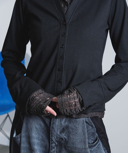 ROSE BUD（ローズバッド）の「FAKE LAYERED CARDIGAN（カーディガン/ボレロ・レディース・オフホワイト/ブラック/ブルー・ONE SIZE）」の17枚目の写真