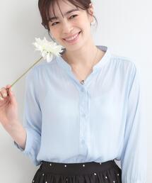 【S-LL/7分袖】首元をすっきり魅せる　大人の上品サテンブラウス