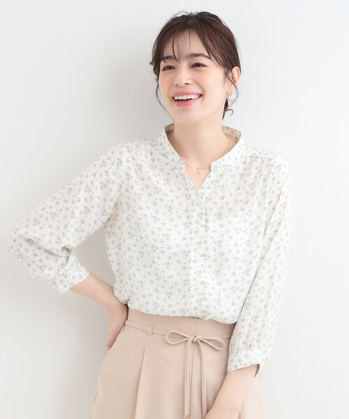 SHOO・LA・RUE（シューラルー）の「【S-LL/7分袖】首元をすっきり魅せる　大人の上品サテンブラウス（シャツ/ブラウス・レディース・ライトブルー/ブラック系6/ホワイト系7・03/02/01/04）」の8枚目の写真