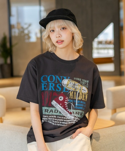 CONVERSE(コンバース)の「【CONVERSE/コンバース】【ゆるめで魅せる抜け感】オーバーサイズTシャツ 綿100% ストリート・アメカジ ユニセックス(Tシャツ/カットソー・レディース・ライトグレー/ホワイト/ブラック・LARGE/MEDIUM)」の18枚目の写真