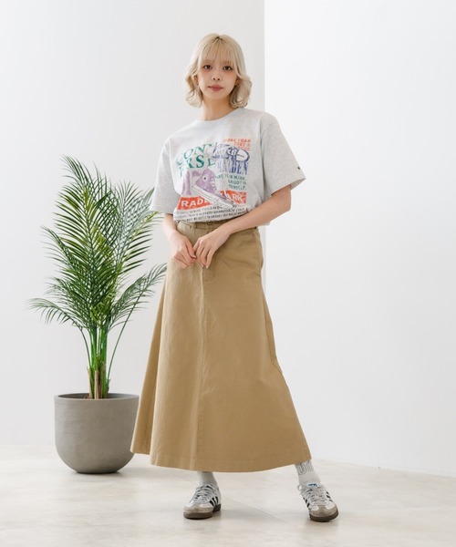 CONVERSE(コンバース)の「【CONVERSE/コンバース】【ゆるめで魅せる抜け感】オーバーサイズTシャツ 綿100% ストリート・アメカジ ユニセックス(Tシャツ/カットソー・レディース・ライトグレー/ホワイト/ブラック・LARGE/MEDIUM)」の22枚目の写真