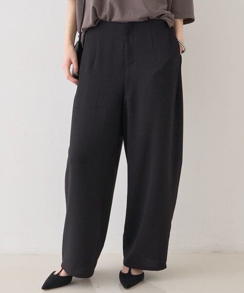 Rouge vif（ルージュヴィフ）の「【セットアップ対応】脇シームレスワイドカーブパンツ（その他パンツ・レディース・チャコールグレー/ブラック・36/38）」の2枚目の写真