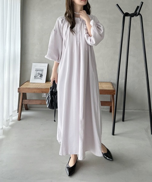 Eclat one(エクラワン)の「【Eclat one】バンドカラー ボリュームスリーブ ロングシャツ ワンピース(ワンピース・レディース・ラベンダー/ブルー/ブラック・FREE)」の3枚目の写真