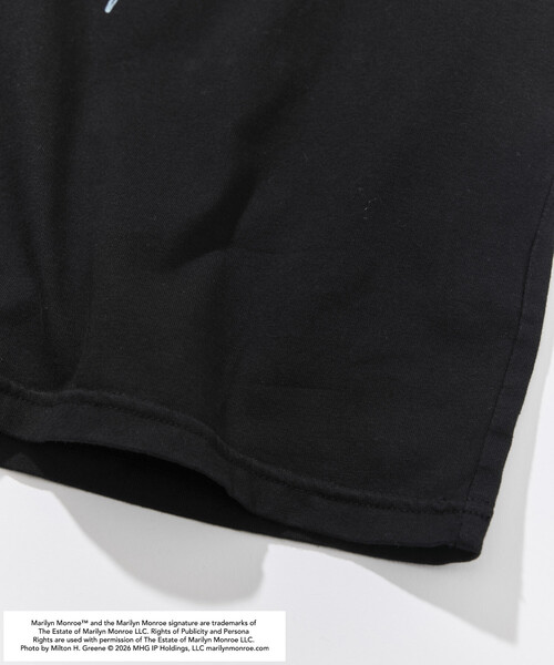 FREAK'S STORE（フリークスストア）の「マリリンモンロー アート フォト Tシャツ（Tシャツ/カットソー・メンズ・ブラック/ホワイト・MEDIUM/LARGE/SMALL）」の8枚目の写真