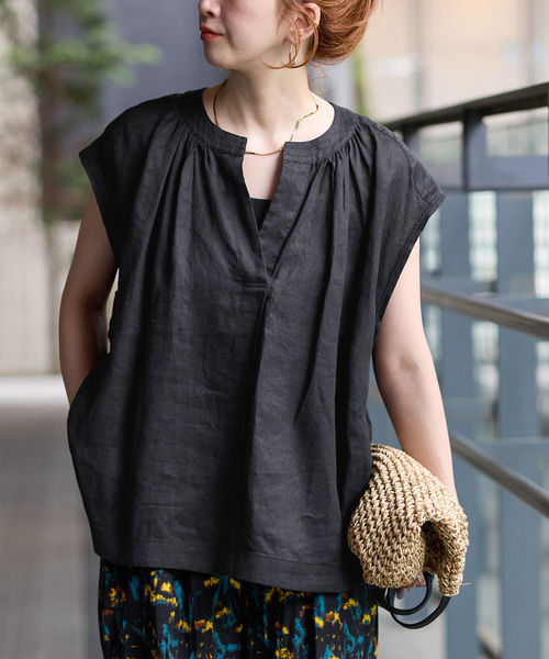 B.C STOCK(ベーセーストック)の「手洗い可 / フレンチリネンスリーブレスブラウス(シャツ/ブラウス・レディース・ブラック/ライトブルー/エメラルドブルー/ホワイト/ピンク・FREE)」の3枚目の写真