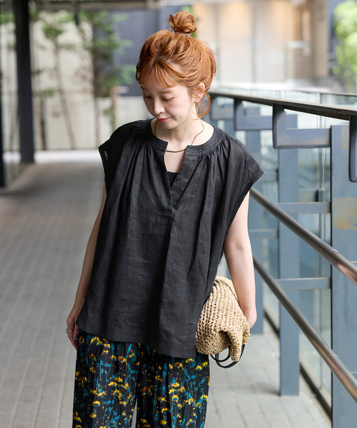 B.C STOCK(ベーセーストック)の「手洗い可 / フレンチリネンスリーブレスブラウス(シャツ/ブラウス・レディース・ブラック/ライトブルー/エメラルドブルー/ホワイト/ピンク・FREE)」の9枚目の写真