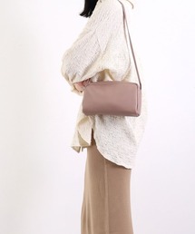 cooco シュリンクレザー横型BOXショルダーバッグ