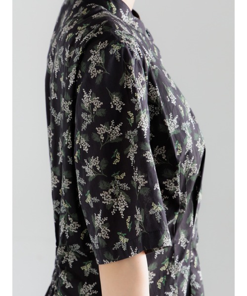 Te chichi（テチチ）の「【LIBERTY FABRICS】ウエストタックワンピース（ワンピース・レディース・ネイビー/ブラック・F）」の13枚目の写真