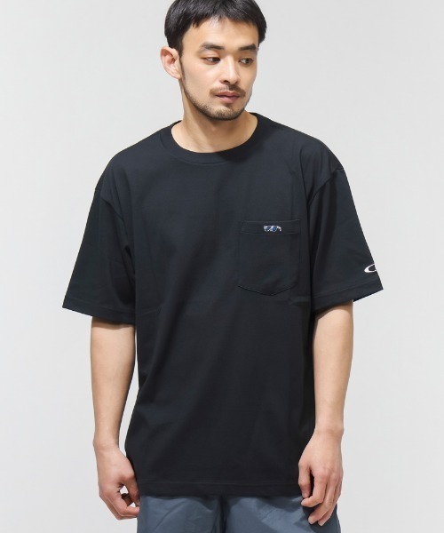OAKLEY(オークリー)の「オークリー ENHANCE QDC SS TEE POCKET 5.0(Tシャツ/カットソー・メンズ・スモークピンク/ブラック/ホワイト・S/M/L/LL/3L)」の3枚目の写真