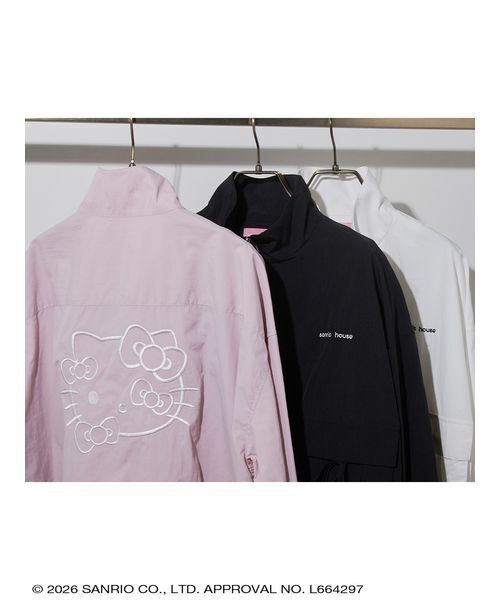 sanrio house(サンリオハウス)の「ハローキティ バックデザインリボンナイロンブルゾン(ブルゾン・レディース・ホワイト/ライトピンク/ブラック・F)」の6枚目の写真