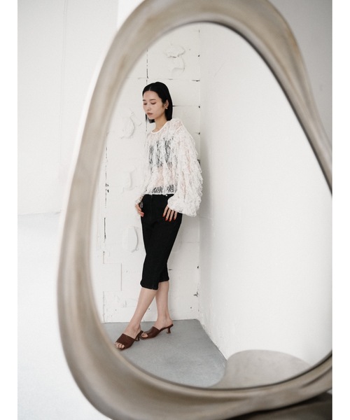 Katrin TOKYO(カトリーントーキョー)の「sheer lace ruffle blouse(シャツ/ブラウス・レディース・ベージュ/ネイビー/ホワイト・FREE/XS)」の5枚目の写真