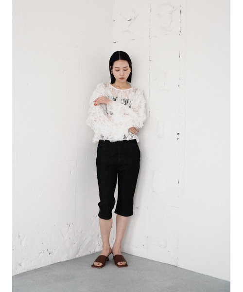 Katrin TOKYO(カトリーントーキョー)の「sheer lace ruffle blouse(シャツ/ブラウス・レディース・ベージュ/ネイビー/ホワイト・FREE/XS)」の11枚目の写真
