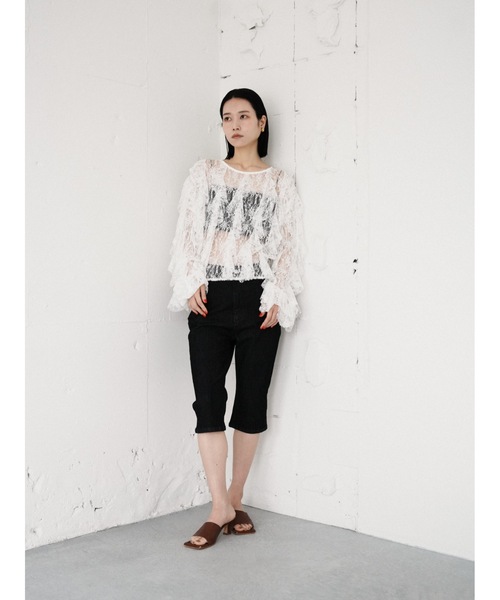 Katrin TOKYO(カトリーントーキョー)の「sheer lace ruffle blouse(シャツ/ブラウス・レディース・ベージュ/ネイビー/ホワイト・FREE/XS)」の12枚目の写真