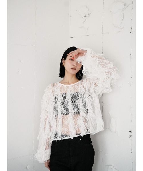 Katrin TOKYO(カトリーントーキョー)の「sheer lace ruffle blouse(シャツ/ブラウス・レディース・ベージュ/ネイビー/ホワイト・FREE/XS)」の13枚目の写真
