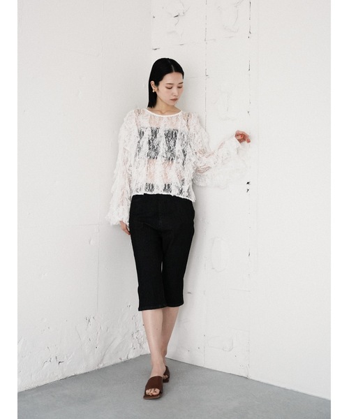 Katrin TOKYO(カトリーントーキョー)の「sheer lace ruffle blouse(シャツ/ブラウス・レディース・ベージュ/ネイビー/ホワイト・FREE/XS)」の14枚目の写真