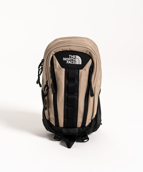 THE NORTH FACE（ザノースフェイス）の「THE NORTH FACE BIG SHOT ONE WAY ロゴ刺繍ワンショルダーボディバッグ（ボディバッグ/ウエストポーチ・メンズ・ダークベージュ/ブラック・FREE）」の19枚目の写真