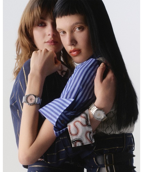 Vivienne Westwood（ヴィヴィアンウエストウッド）の「「Vivienne Westwood/ヴィヴィアン・ウエストウッド」アルドゲイト - レディース シルバー ホワイト ダイヤル & シルバー ゴールド ブレスレット（アナログ腕時計・レディース・シルバー×ゴールド・35mm）」の10枚目の写真