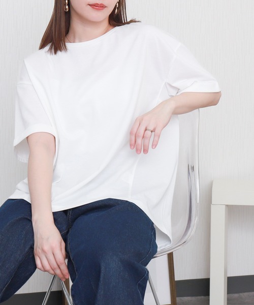 libelle more（リベル モア）の「ワイドシルエット切替デザインプルオーバー【接触冷感／吸水速乾／遮熱】（Tシャツ/カットソー・レディース・チャコールグレー/オフホワイト/ブラック/ボルドー・M/L）」の2枚目の写真