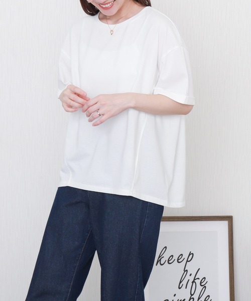 libelle more（リベル モア）の「ワイドシルエット切替デザインプルオーバー【接触冷感／吸水速乾／遮熱】（Tシャツ/カットソー・レディース・チャコールグレー/オフホワイト/ブラック/ボルドー・M/L）」の9枚目の写真