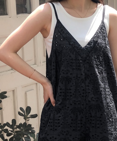 antiqua(アンティカ)の「ノースリーブ 綿100 サロペット(サロペット/オーバーオール・レディース・ブラック・ONESIZE)」の13枚目の写真