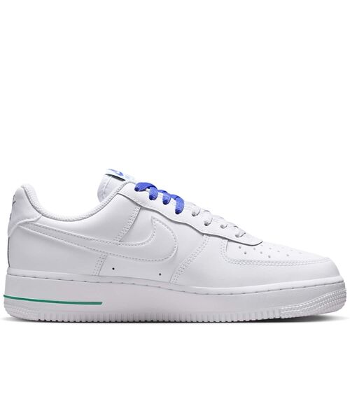 NIKE(ナイキ)の「ナイキ エア フォース 1 '07 SE ウィメンズシューズ / Nike Air Force 1 '07 SE Women's Shoes IF0498-101 White(スニーカー・レディース・ホワイト・23/24/24.5/22.5/23.5/25/25.5/22/26)」の5枚目の写真