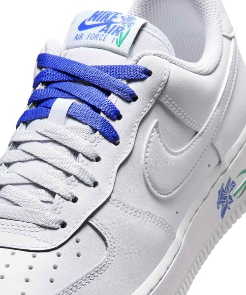 NIKE(ナイキ)の「ナイキ エア フォース 1 '07 SE ウィメンズシューズ / Nike Air Force 1 '07 SE Women's Shoes IF0498-101 White(スニーカー・レディース・ホワイト・23/24/24.5/22.5/23.5/25/25.5/22/26)」の9枚目の写真