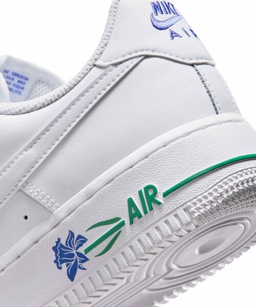 NIKE(ナイキ)の「ナイキ エア フォース 1 '07 SE ウィメンズシューズ / Nike Air Force 1 '07 SE Women's Shoes IF0498-101 White(スニーカー・レディース・ホワイト・23/24/24.5/22.5/23.5/25/25.5/22/26)」の10枚目の写真