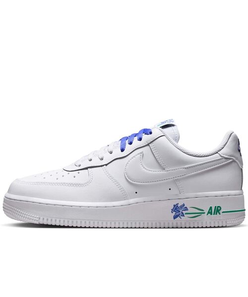 NIKE(ナイキ)の「ナイキ エア フォース 1 '07 SE ウィメンズシューズ / Nike Air Force 1 '07 SE Women's Shoes IF0498-101 White(スニーカー・レディース・ホワイト・23/24/24.5/22.5/23.5/25/25.5/22/26)」の3枚目の写真
