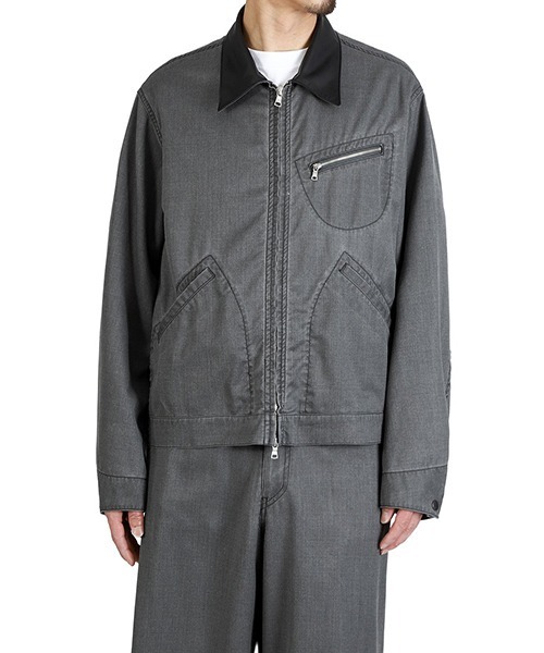 marka（マーカ）の「marka / マーカ：WORK JACKET -WASHABLE 2/72 WOOL GABARDINE PIGMENT PRINT-：M26A03BL01C[COR]（ブルゾン・メンズ・チャコールグレー・2(M)）」の11枚目の写真