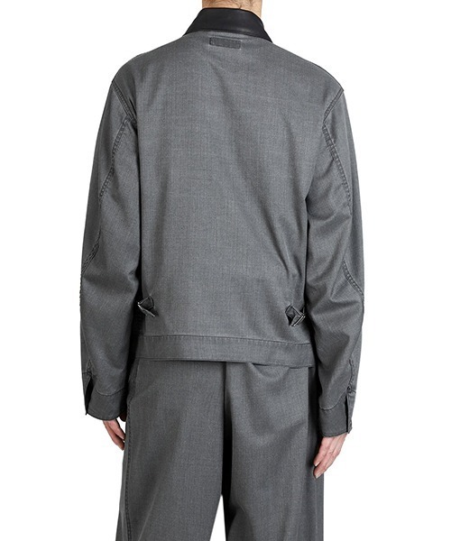marka（マーカ）の「marka / マーカ：WORK JACKET -WASHABLE 2/72 WOOL GABARDINE PIGMENT PRINT-：M26A03BL01C[COR]（ブルゾン・メンズ・チャコールグレー・2(M)）」の13枚目の写真