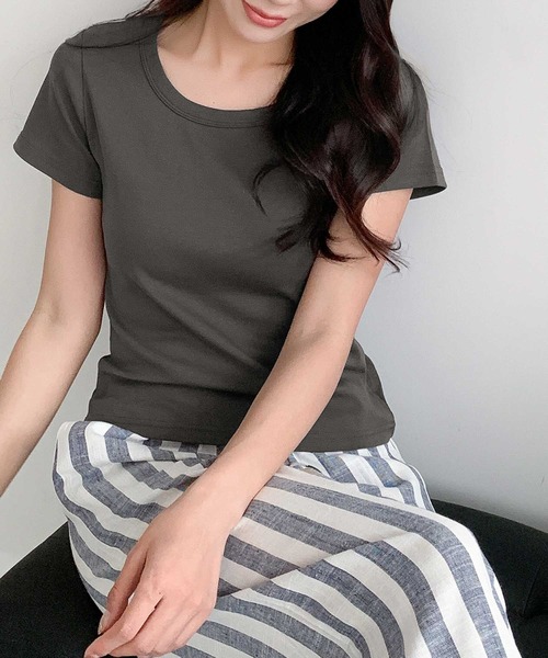 LOWO(ロワ)の「【超ストレッチ / M~4L】型崩れしにくい極上コットンプルオーバー(Tシャツ/カットソー・レディース・イエロー/チャコールグレー/ホワイト/ブラック/ブルー/ピンク・M/2L/L/4L/3L)」の9枚目の写真