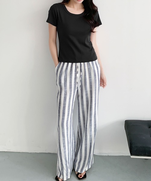 LOWO(ロワ)の「【超ストレッチ / M~4L】型崩れしにくい極上コットンプルオーバー(Tシャツ/カットソー・レディース・イエロー/チャコールグレー/ホワイト/ブラック/ブルー/ピンク・M/2L/L/4L/3L)」の12枚目の写真