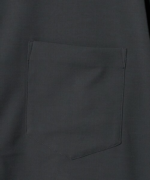 green label relaxing(グリーンレーベルリラクシング)の「ポリエステル ドビー ジャストルーズ 半袖 シャツ -接触冷感・吸水速乾・ストレッチ-(シャツ/ブラウス・メンズ・モカ/ダークグレー/ロイヤルブルー・XL/M/L/S)」の16枚目の写真