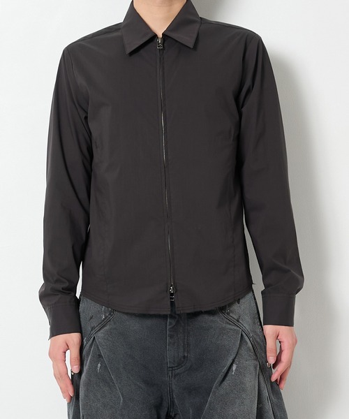 CONZ(コンズ)の「fitted zip up shirt/冷房対策/ジップシャツ/NVRFRGT(シャツ/ブラウス・メンズ・ブラック/チャコールグレー/ベージュ・1/2/3)」の10枚目の写真