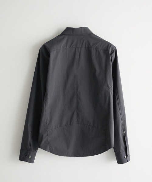 CONZ(コンズ)の「fitted zip up shirt/冷房対策/ジップシャツ/NVRFRGT(シャツ/ブラウス・メンズ・ブラック/チャコールグレー/ベージュ・1/2/3)」の17枚目の写真