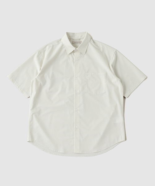 B.C STOCK(ベーセーストック)の「LIM-bress ハンソデオーバーシャツ(シャツ/ブラウス・メンズ・チャコールグレー/アイボリー/ブラウン/ブルー系その他/ピンク・MEDIUM/LARGE)」の2枚目の写真
