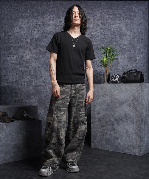 1111clothing(ワンフォークロージング)の「レギュラーフィット サーマル Vネック Tee / Regular Fit Thermal V-Neck T-Shirt(Tシャツ/カットソー・メンズ・グレー/ネイビー/カーキ/ブラック・L/XL/M)」の10枚目の写真